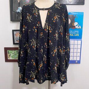 By Together Witchy Floral Boho Tunic